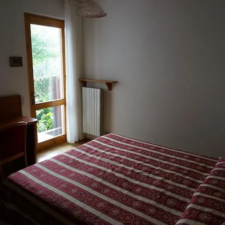 Bed and Breakfast Casa Anny Μαλτσεζίνε