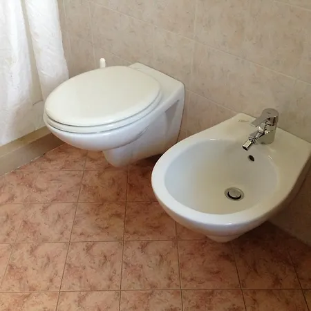 Casa Anny Bed and Breakfast Μαλτσεζίνε