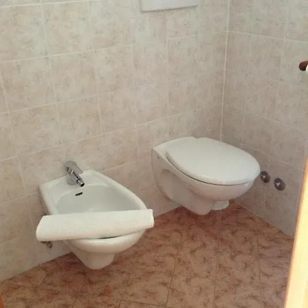 Bed and Breakfast Casa Anny Μαλτσεζίνε